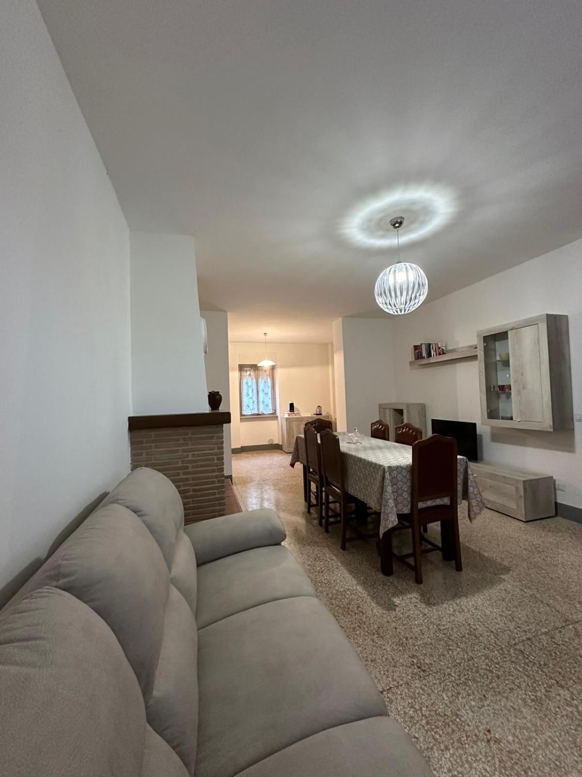 Casa Vacanze "La Torre" Cascia Buitenkant foto