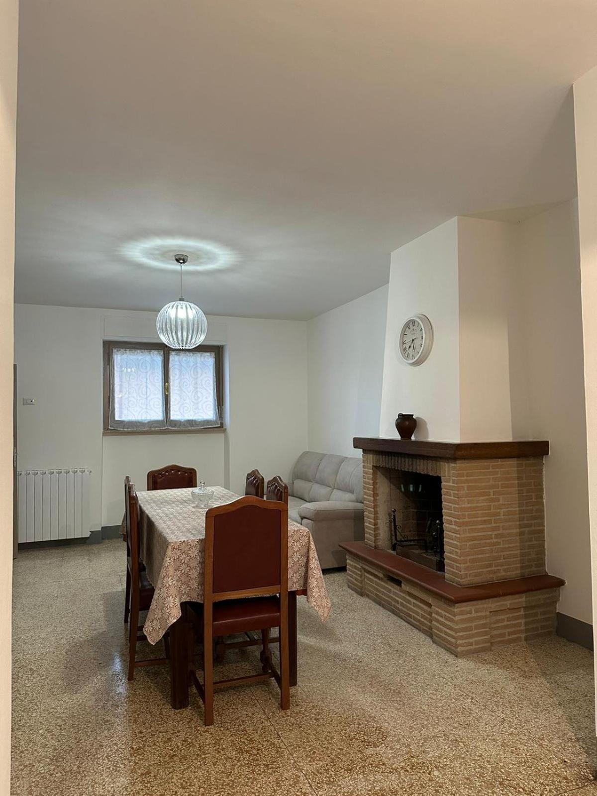 Casa Vacanze "La Torre" Cascia Buitenkant foto