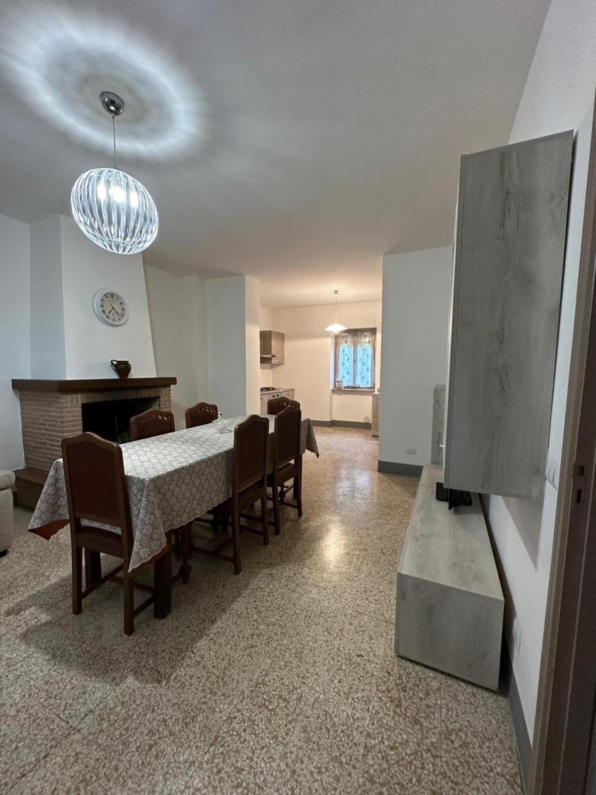 Casa Vacanze "La Torre" Cascia Buitenkant foto